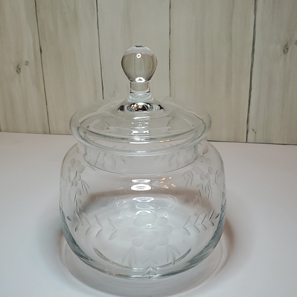 Vintage etched glass apothecary jar